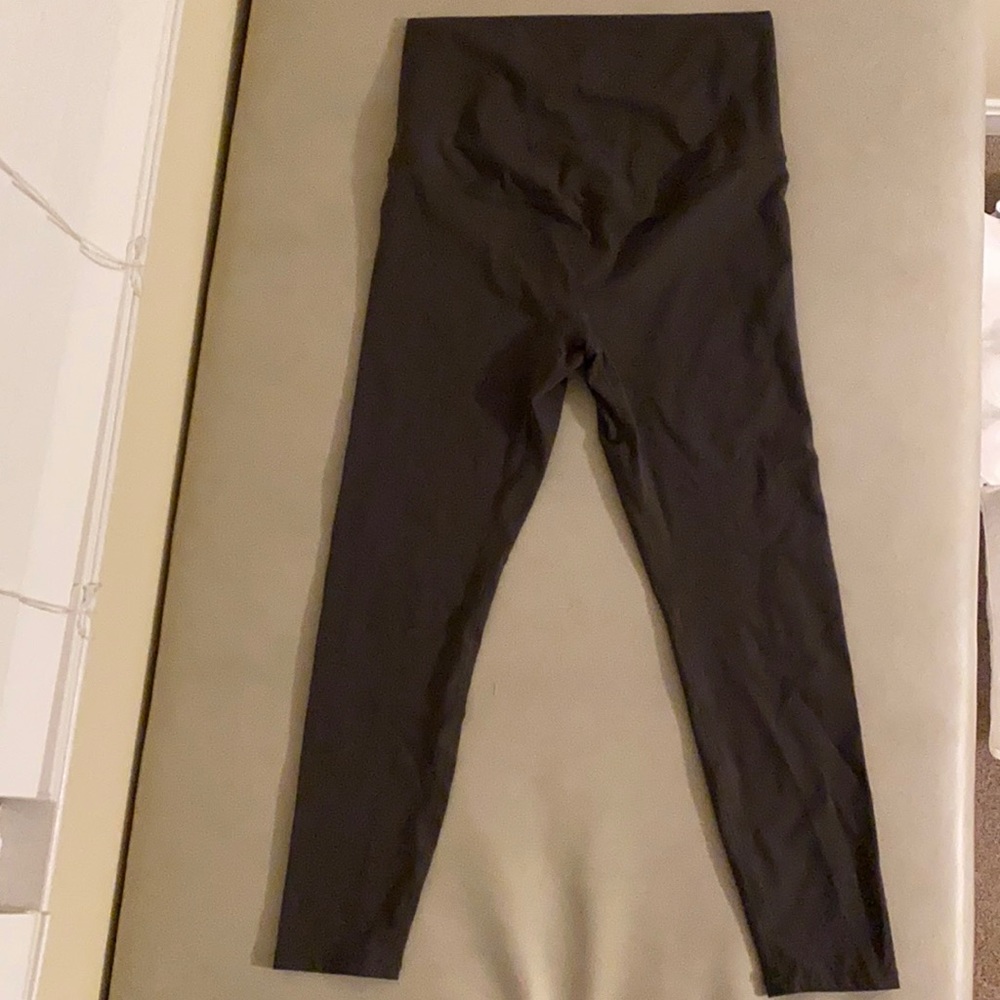 Pureluxe by Fabletics Army Green maternity leggings.